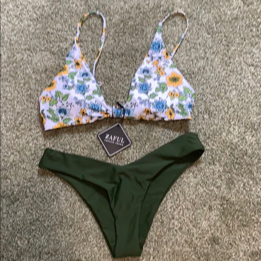 Bathing suit